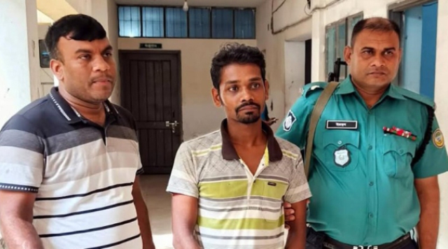চরমোনাইতে ১২ বছরের শিশুকে অপহরণ করে সংঘবদ্ধ ধর্ষণ: এজাহারভুক্ত ১ আসামি গ্রেপ্তার