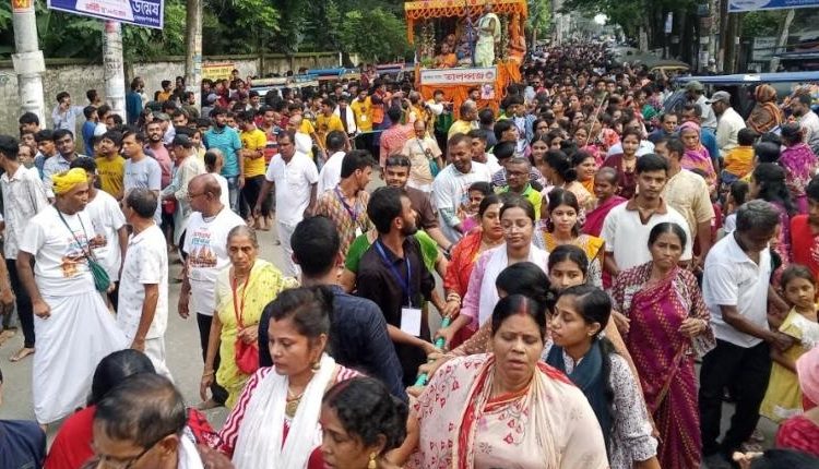 বরিশালে জগন্নাথ দেবের রথযাত্রা, নগরজুড়ে ভক্তদের উচ্ছ্বাস