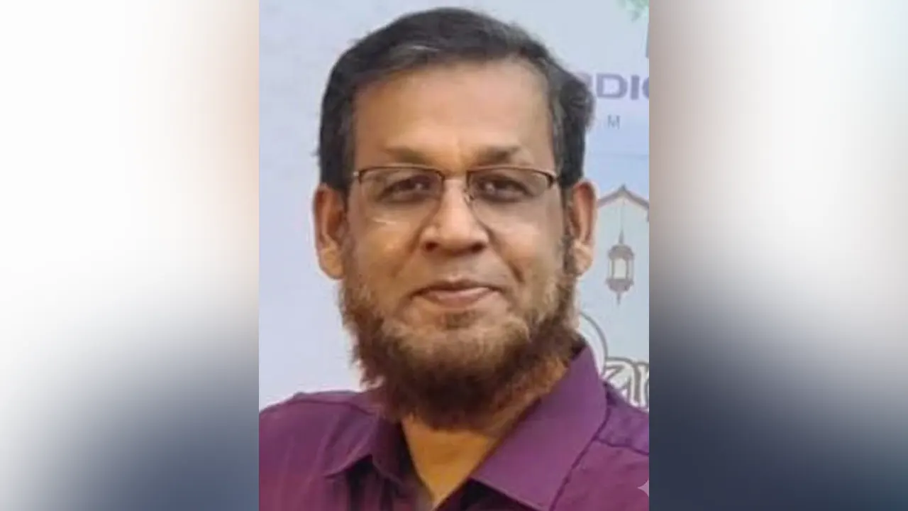 টানা আন্দোলনের মুখে ডা. এসএম মনিরুজ্জামান শাহীনের পদায়ন বাতিল