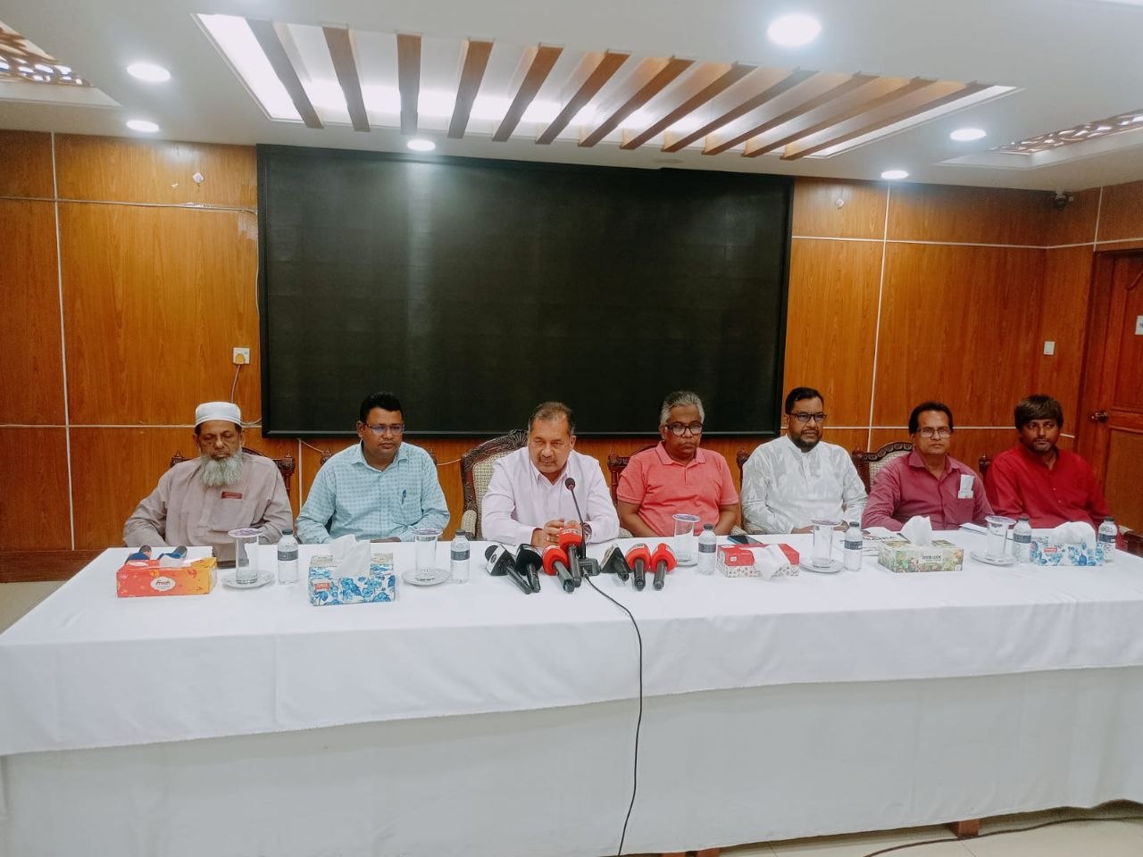 স্বাধীন গণমাধ্যম ছাড়া শক্তিশালী গণতন্ত্র সম্ভব নয়: তথ্যমন্ত্রী