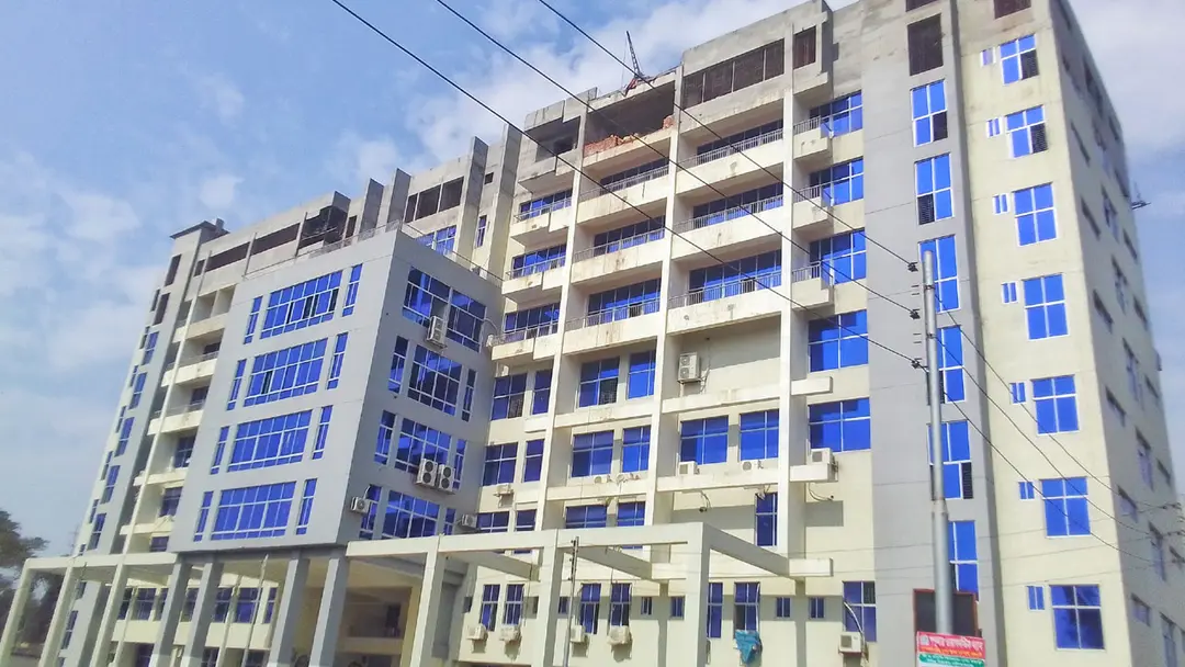 ৭০ কোটি টাকার ২৫০ শয্যার হাসপাতাল, আট বছরেও চালু হয়নি পূর্ণাঙ্গ সেবা